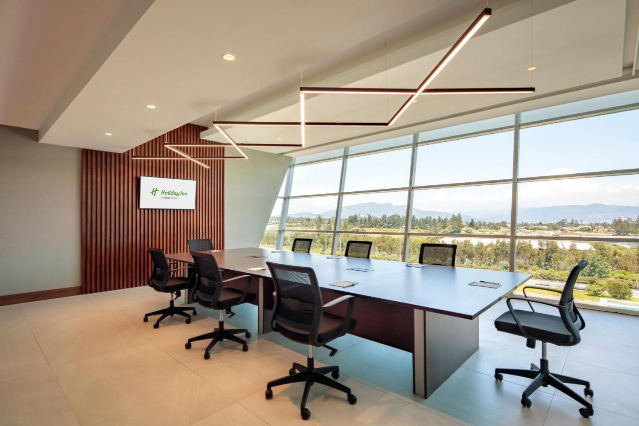 Holiday Inn - Quito Airport By Ihg Tababela Extérieur photo Meeting room at the headquarters of the National University System